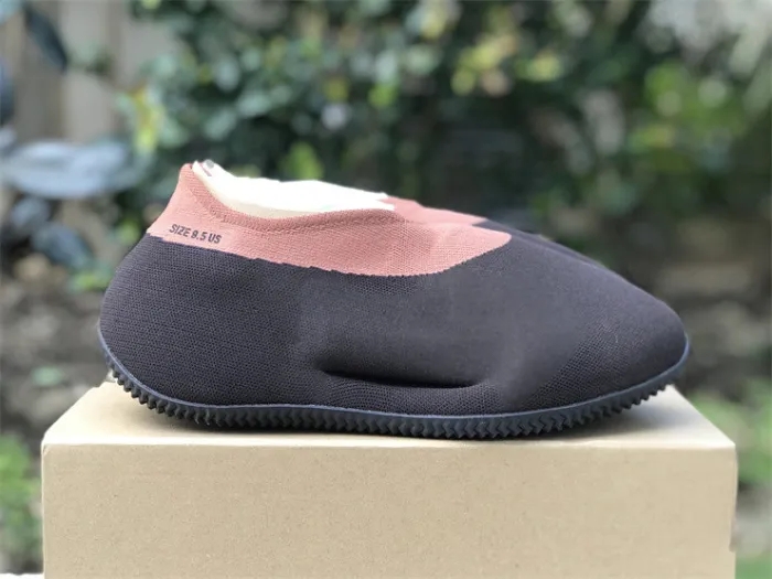 Authentic Yeezy Knit Runner “Stone Carbon” 