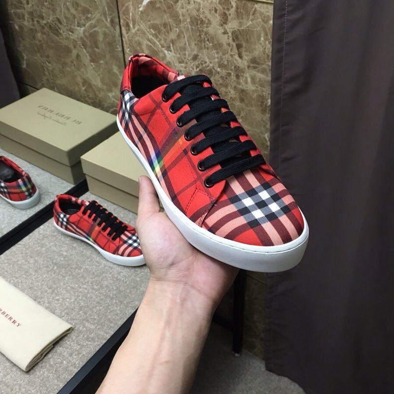 Burberry women shoes 1;1 quality-001