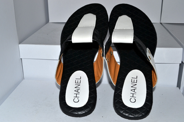 CHNL women slippers AAA-003