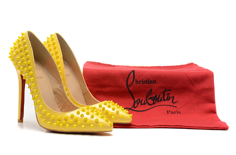 Christian Louboutin high heels 1:1 Quality-070