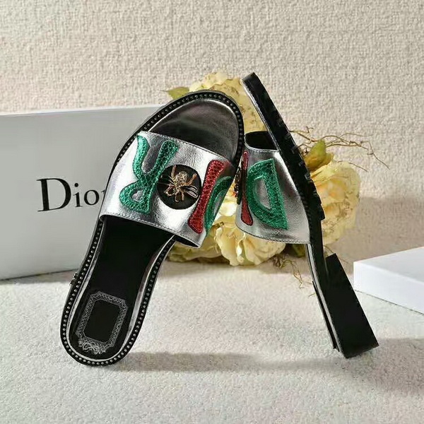 Dior women slippers AAA-005(35-40)