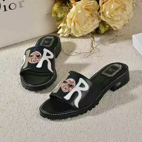 Dior women slippers AAA-006(35-40)
