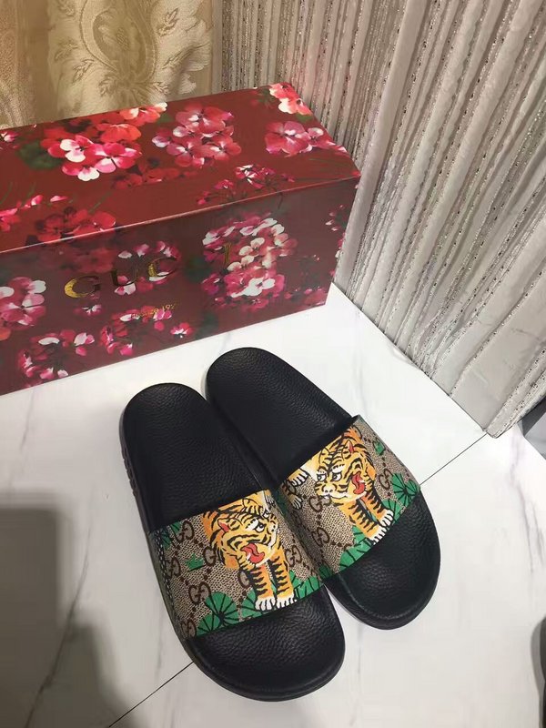 G men slippers AAA-084
