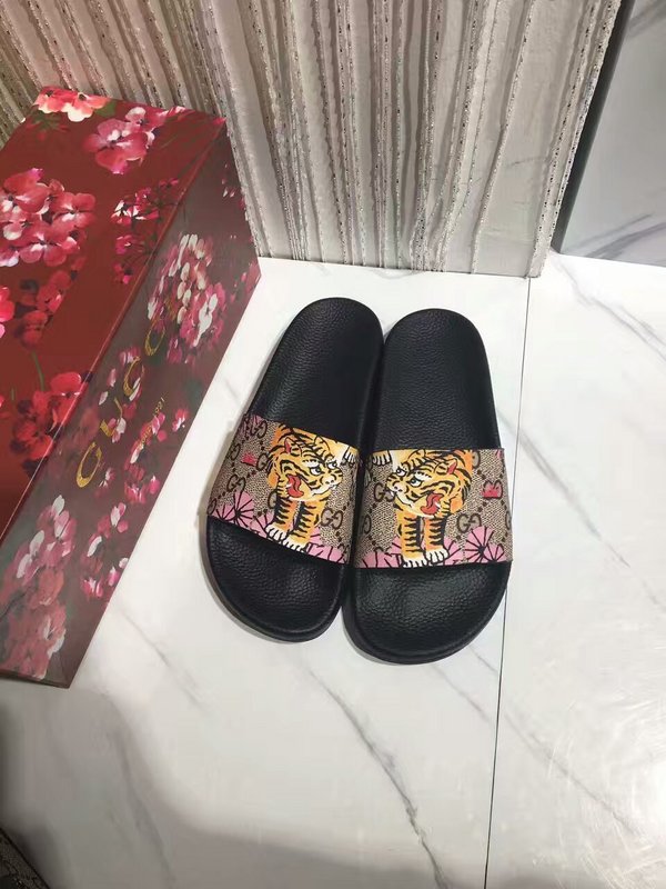 G women slippers AAA-017