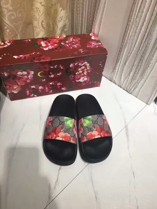 G women slippers AAA-022