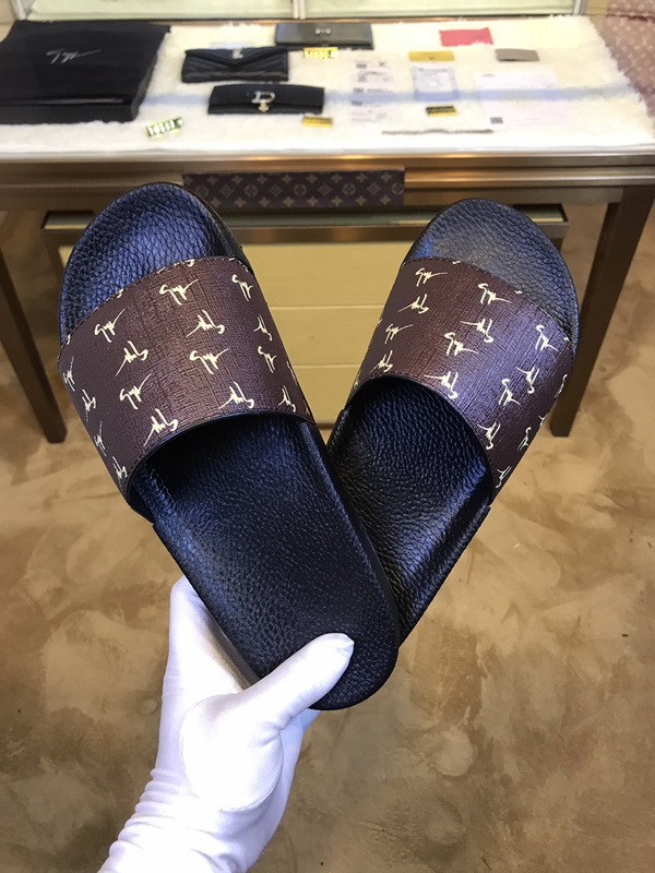 GZ men slippers AAA-019(38-45)