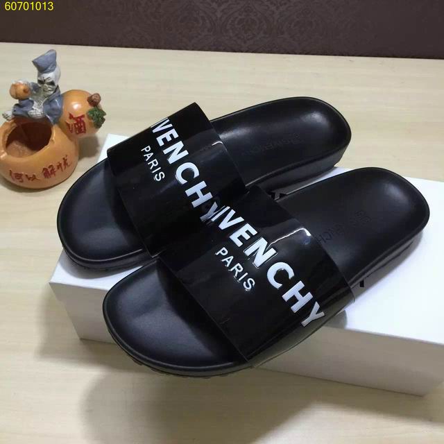 Givenchy men slippers AAA-009(38-44)