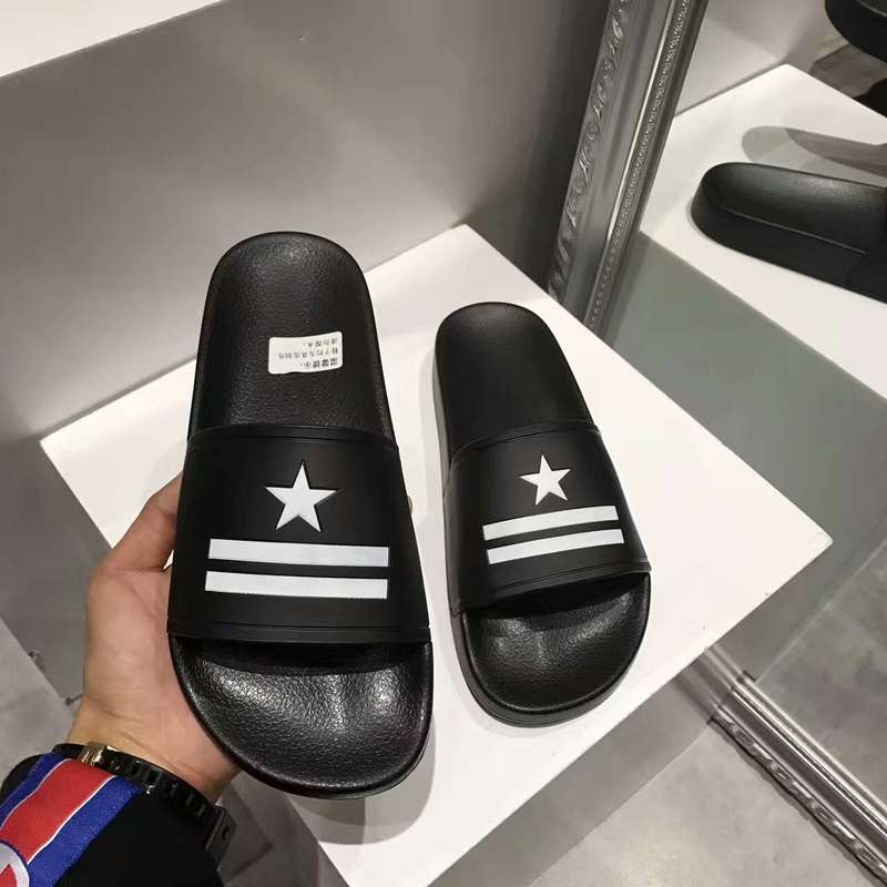 Givenchy men slippers AAA-025(40-45)