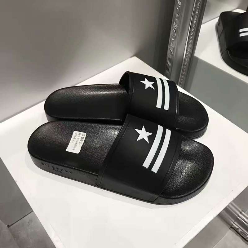 Givenchy women slippers AAA-006(35-40)