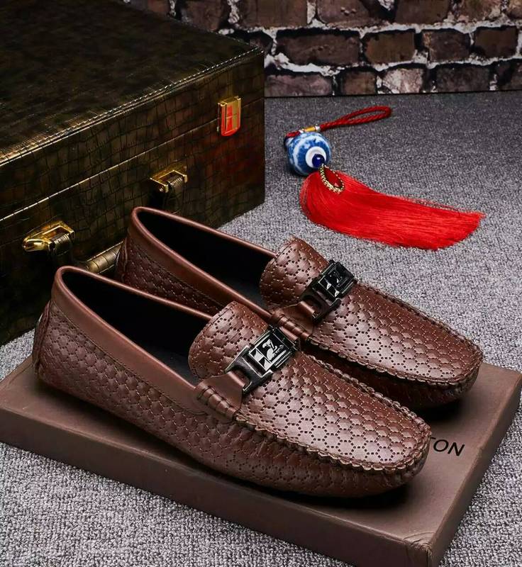 LV Men shoes 1:1 quality-008
