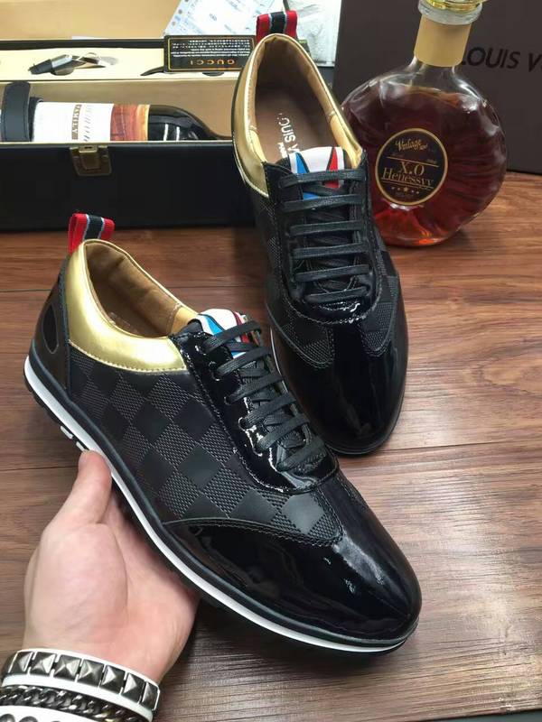 LV Men shoes 1:1 quality-012