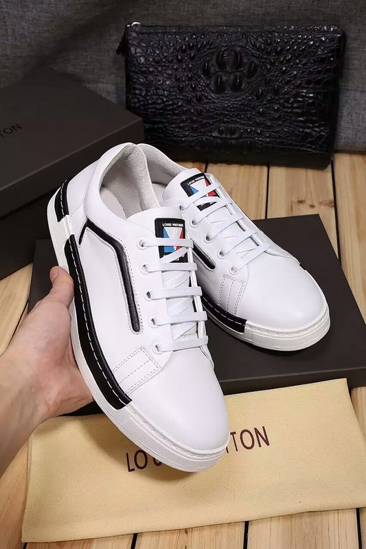 LV Men shoes 1:1 quality-020