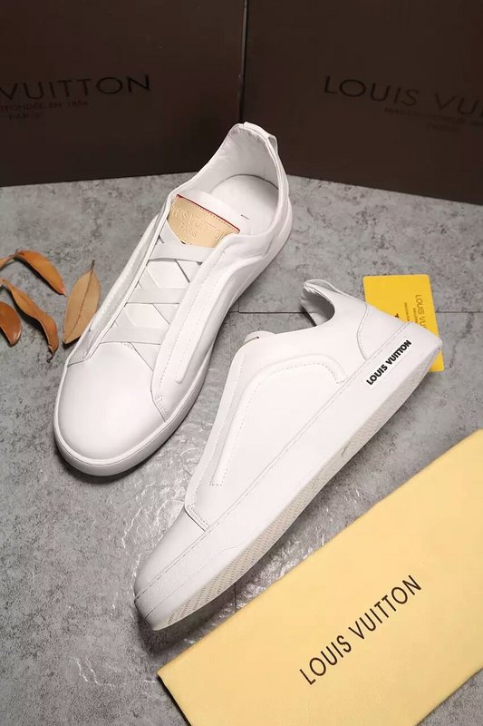LV Men shoes 1:1 quality-055