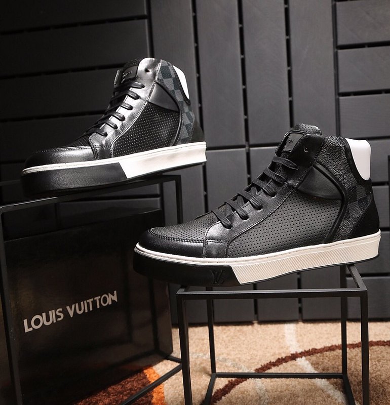 LV Men shoes 1:1 quality-071