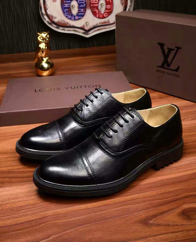 LV Men shoes 1:1 quality-088