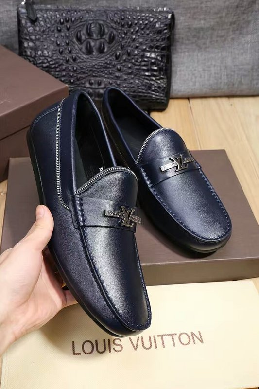 LV Men shoes 1:1 quality-105