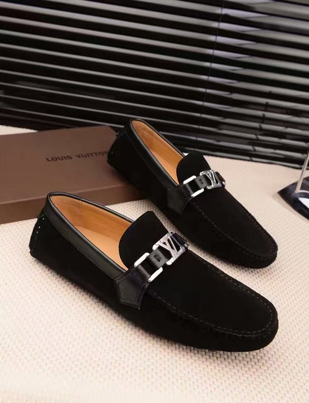 LV Men shoes 1:1 quality-114