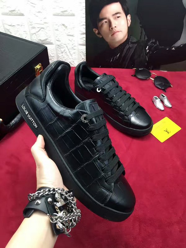 LV Men shoes 1:1 quality-175
