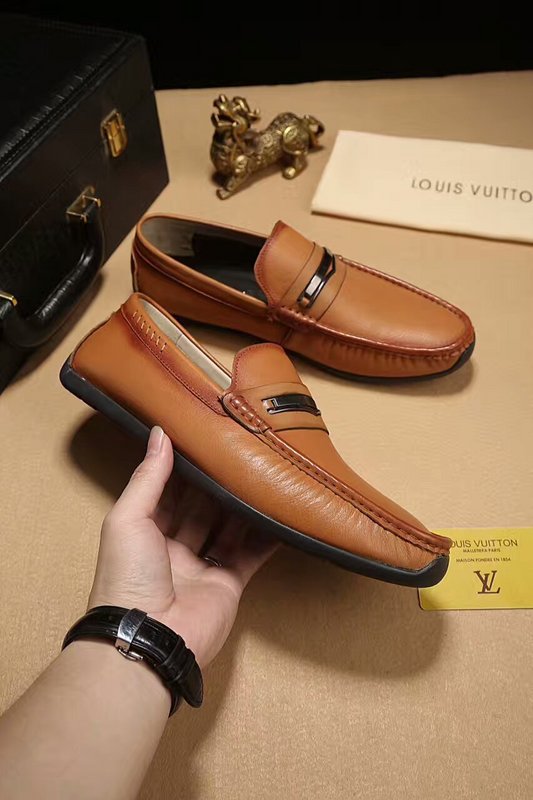 LV Men shoes 1:1 quality-179