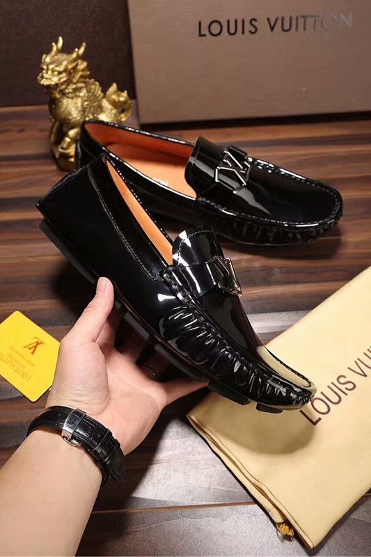 LV Men shoes 1:1 quality-182