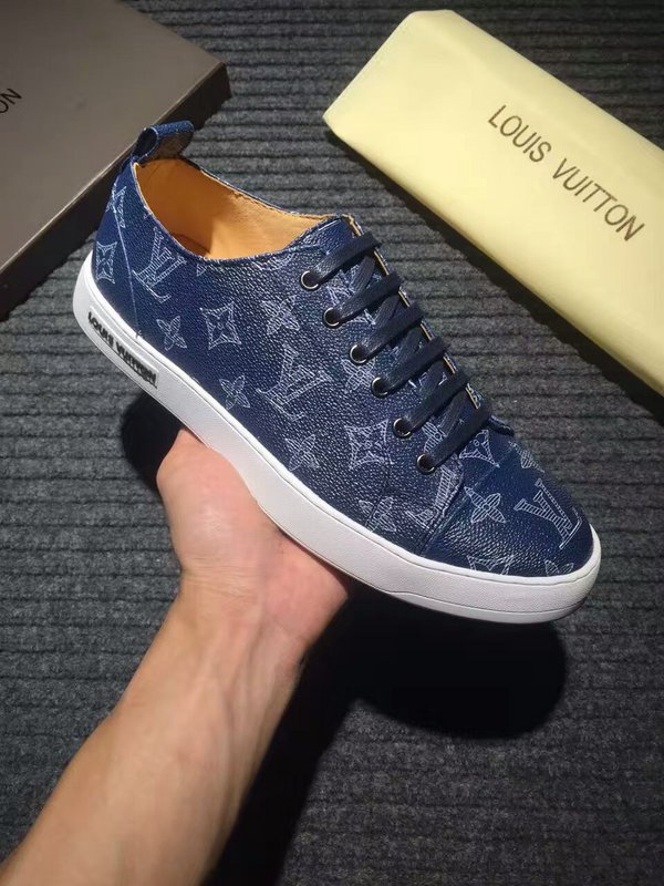 LV Men shoes 1:1 quality-235
