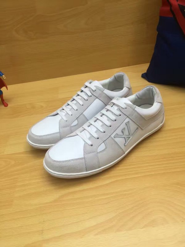 LV Men shoes 1:1 quality-279