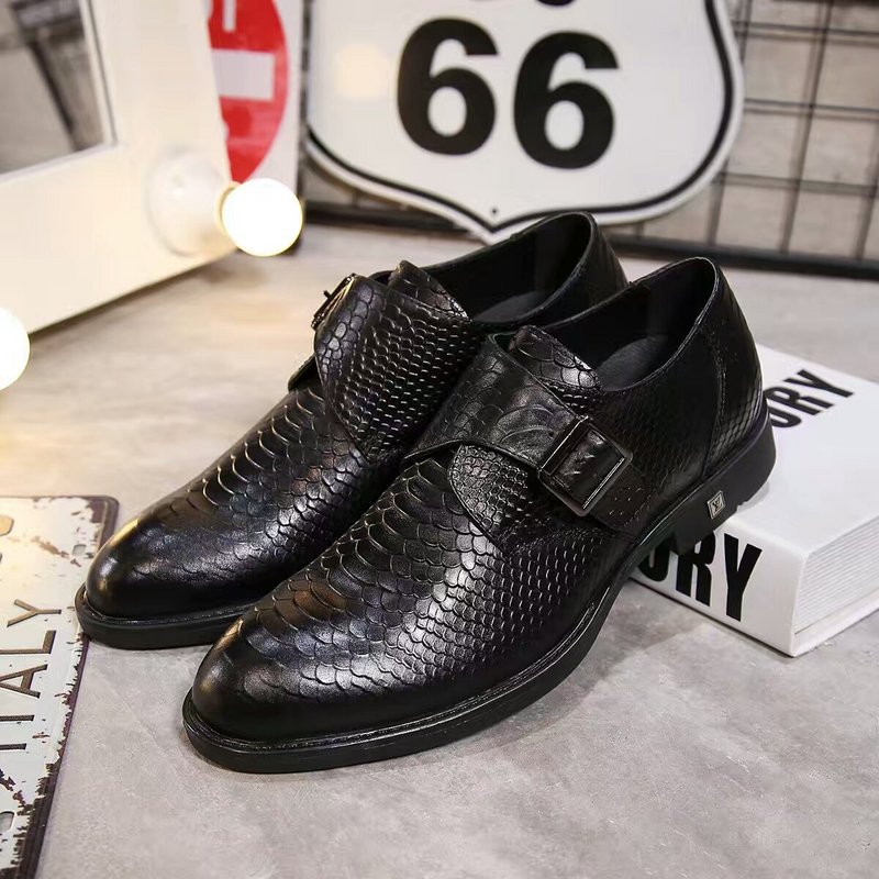 LV Men shoes 1:1 quality-291
