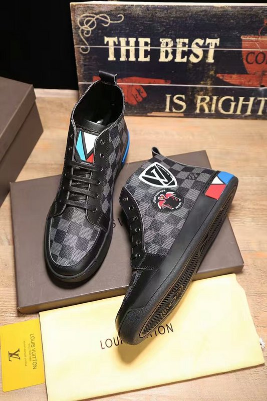 LV Men shoes 1:1 quality-326