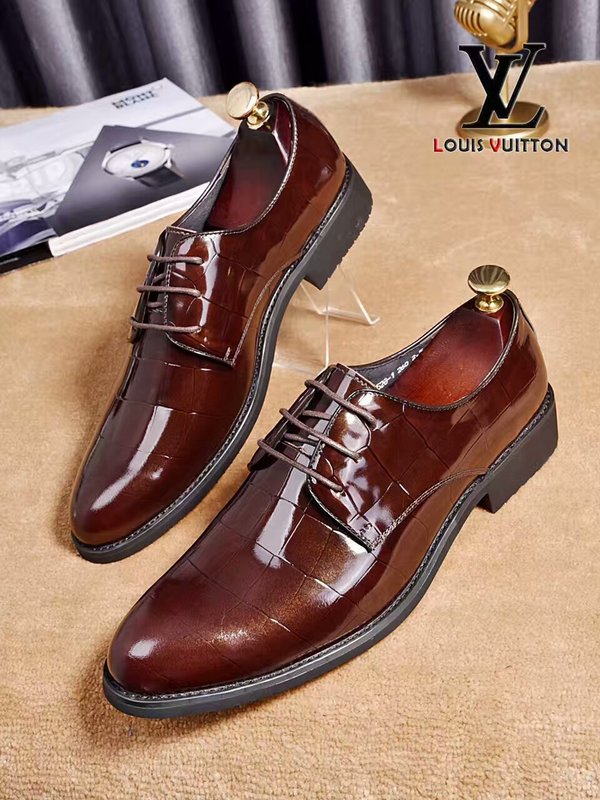 LV Men shoes 1:1 quality-331
