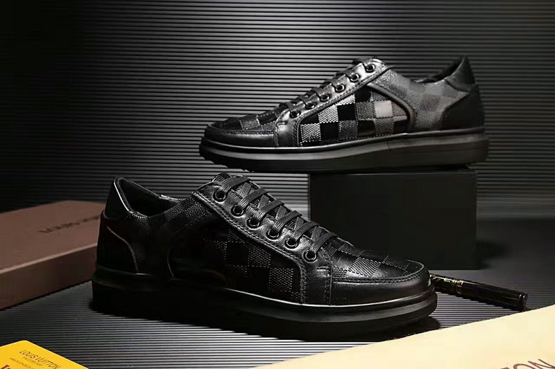 LV Men shoes 1:1 quality-399