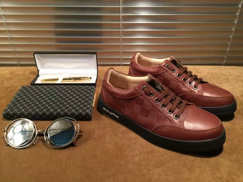 LV Men shoes 1:1 quality-402