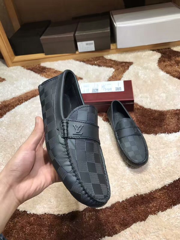 LV Men shoes 1:1 quality-457