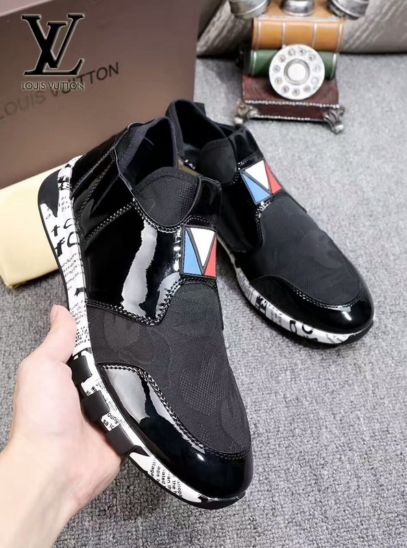 LV Men shoes 1:1 quality-459