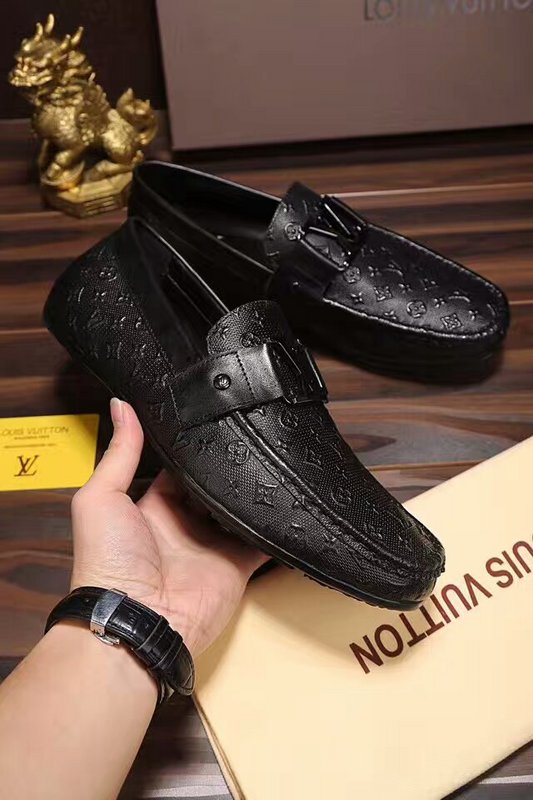 LV Men shoes 1:1 quality-471