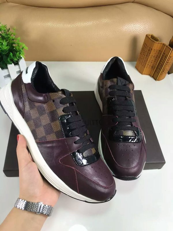 LV Men shoes 1:1 quality-525