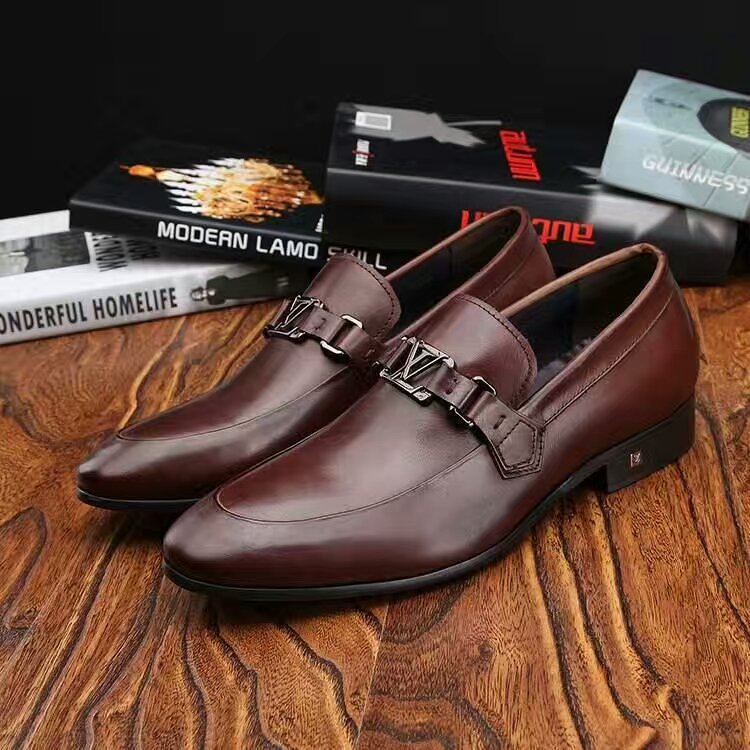 LV Men shoes 1:1 quality-556