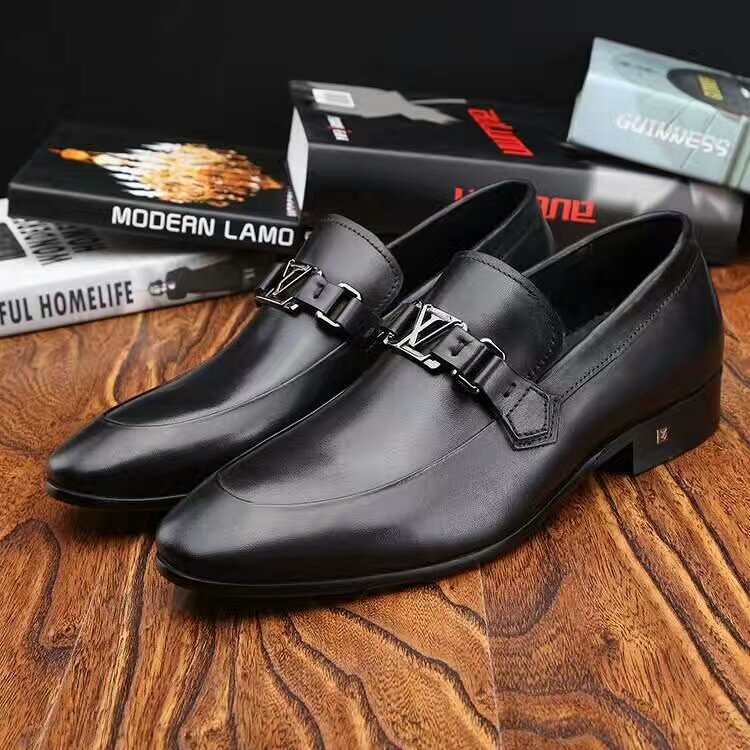 LV Men shoes 1:1 quality-557