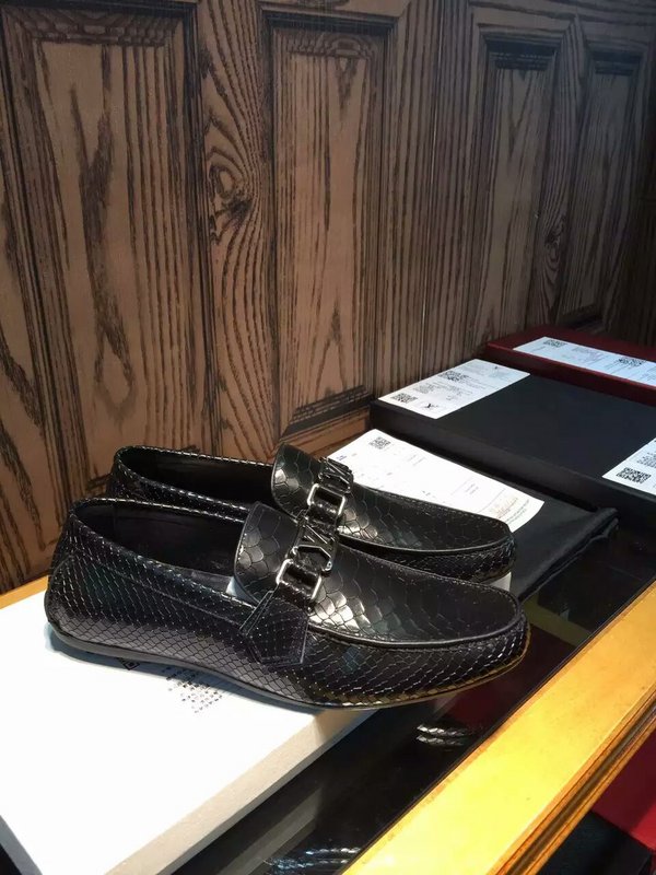 LV Men shoes 1:1 quality-567