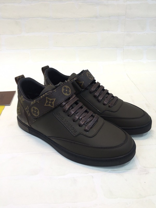 LV Men shoes 1:1 quality-592