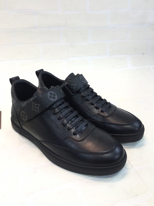 LV Men shoes 1:1 quality-594