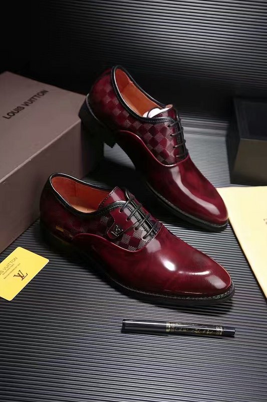 LV Men shoes 1:1 quality-653
