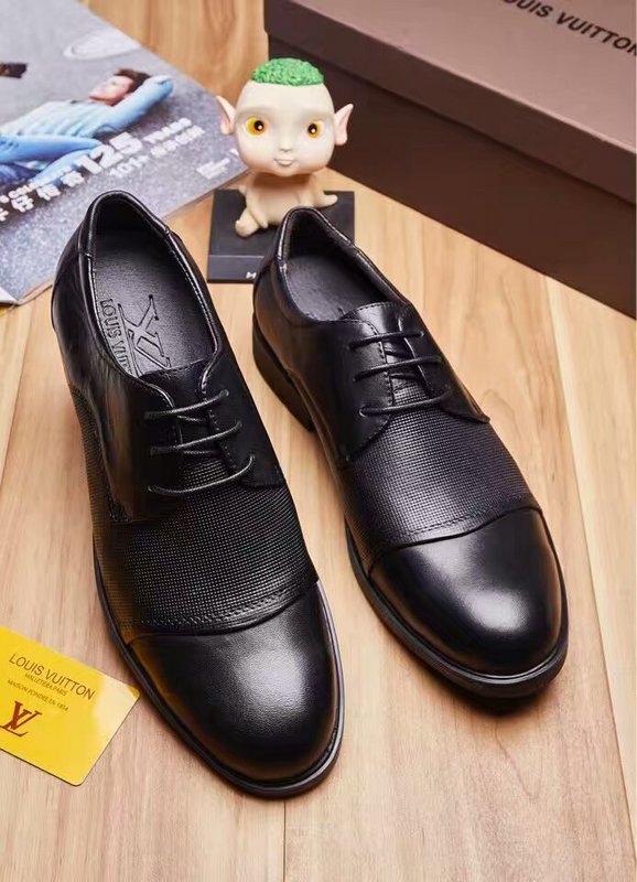 LV Men shoes 1:1 quality-656