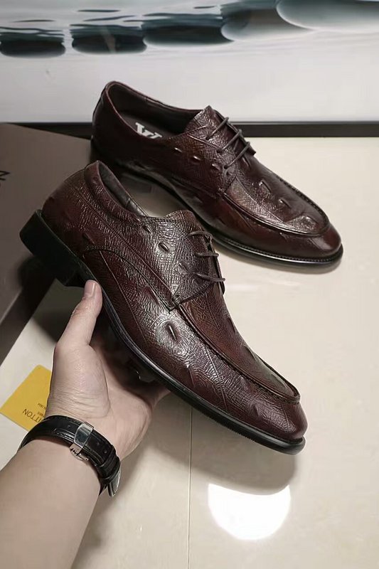 LV Men shoes 1:1 quality-698