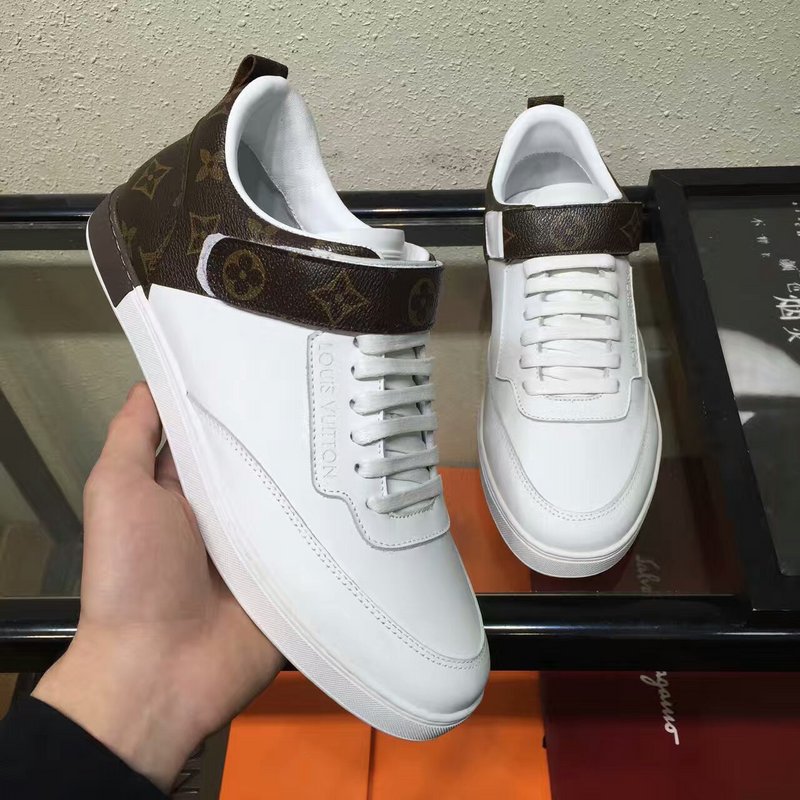 LV Men shoes 1:1 quality-701