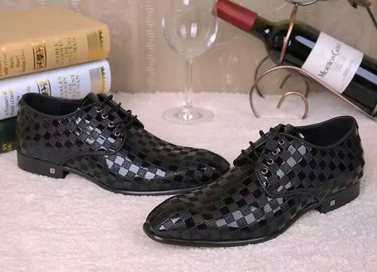 LV Men shoes 1:1 quality-729