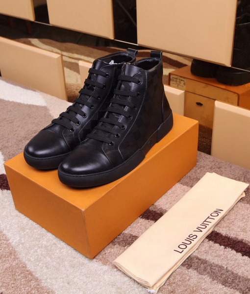 LV Men shoes 1:1 quality-937