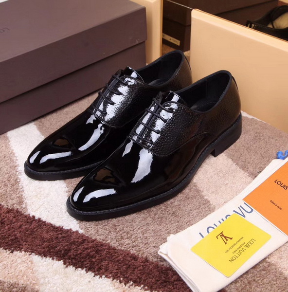 LV Men shoes 1:1 quality-957