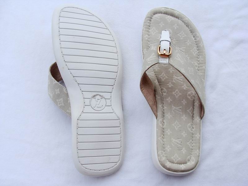 LV men slippers-002