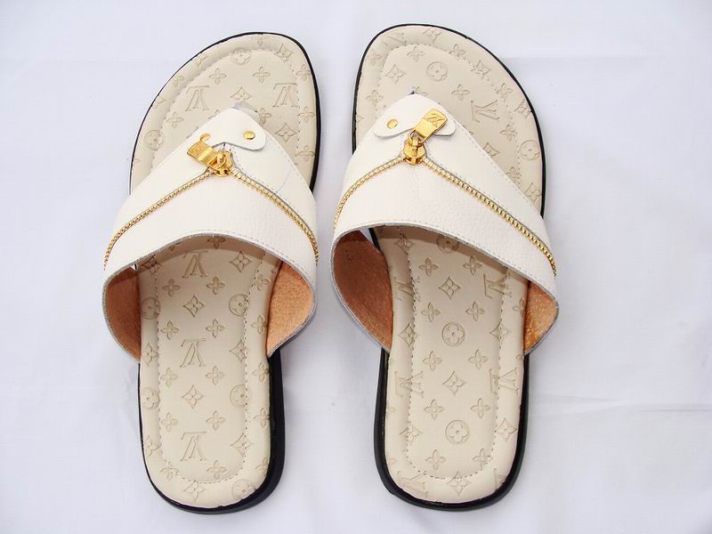 LV men slippers-003