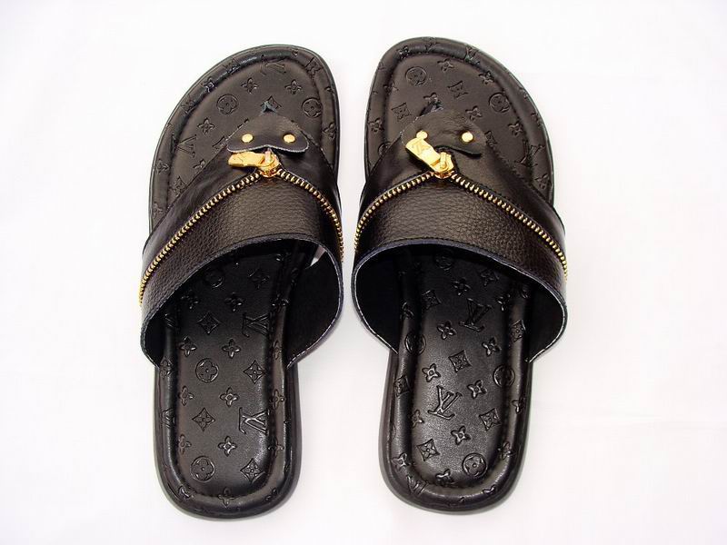 LV men slippers-009